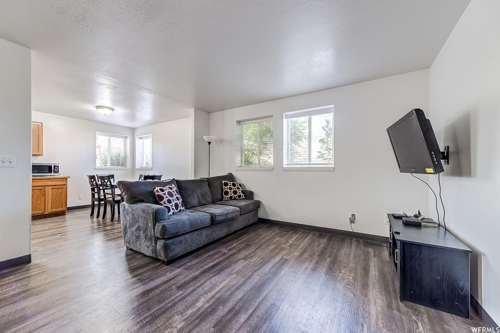 Apartment exterior side view